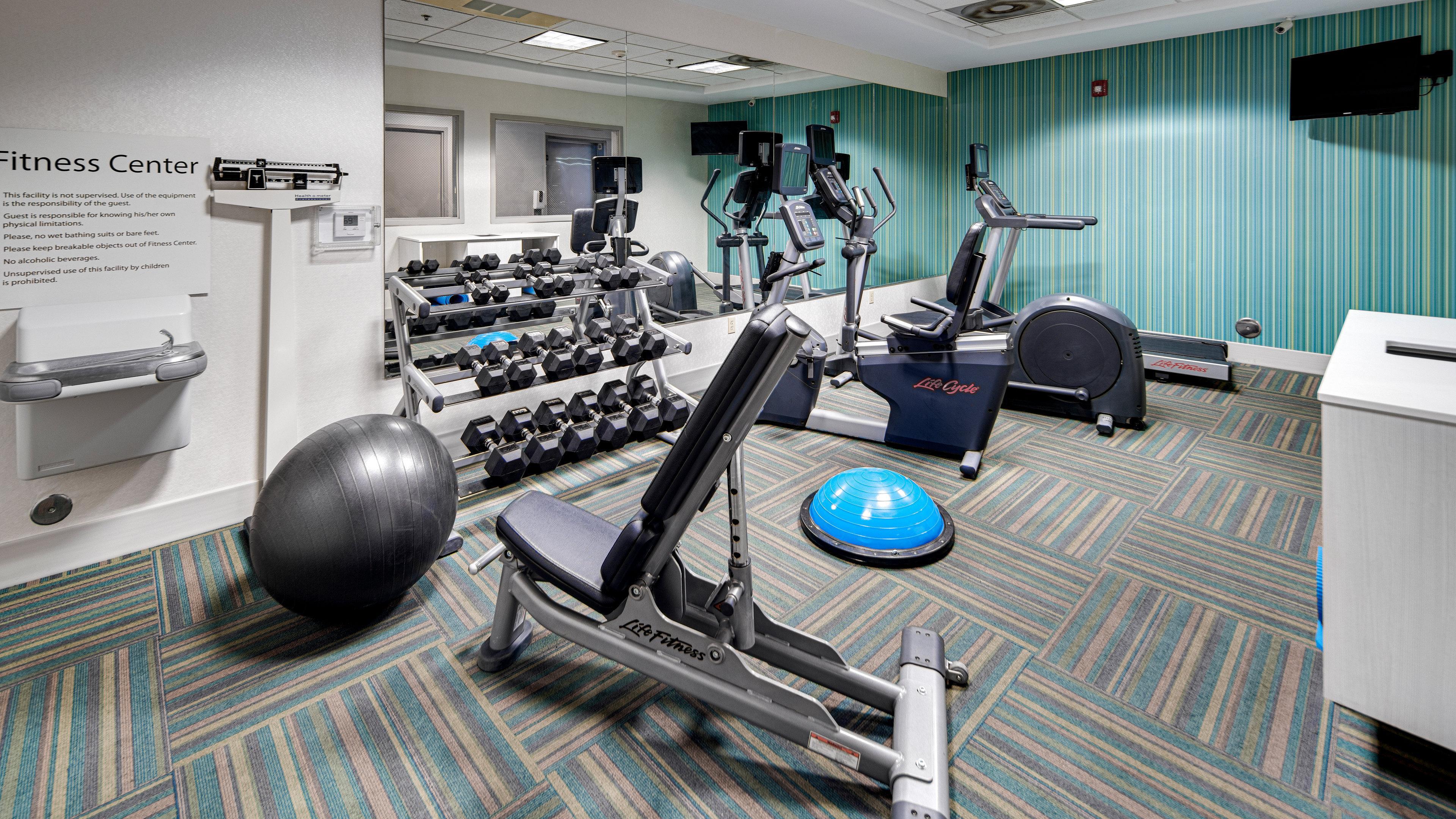 Holiday Inn Express & Suites Dinuba West By Ihg Екстериор снимка
