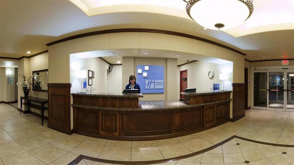 Holiday Inn Express & Suites Dinuba West By Ihg Екстериор снимка